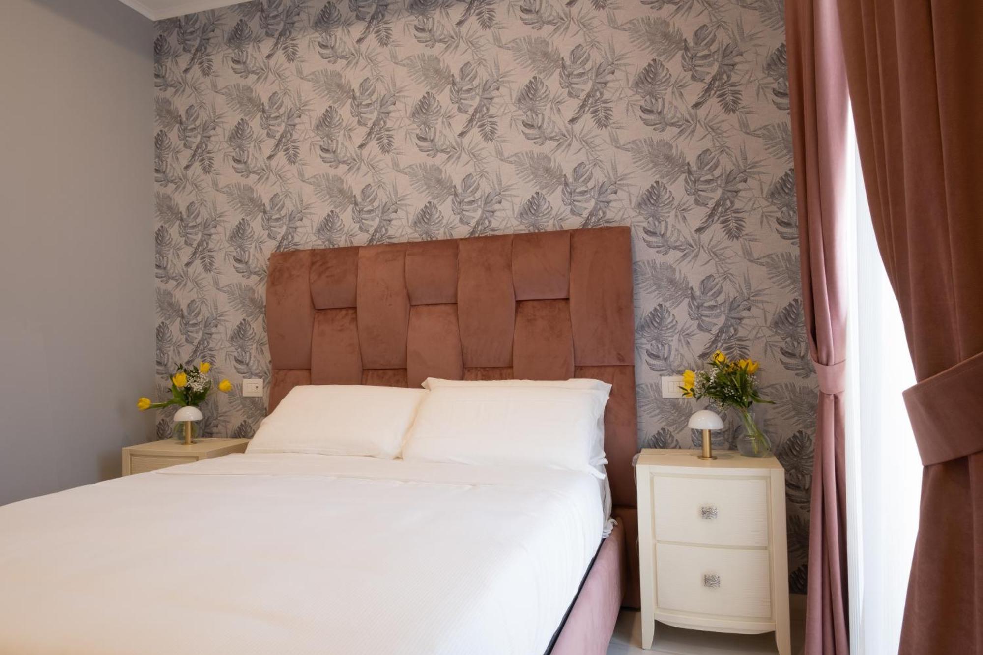 Palazzo Adele Rooms & Apartments Ercolano Exterior photo